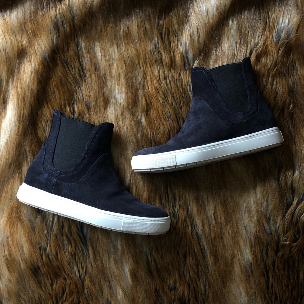 VINCE Nira Pull On Boot